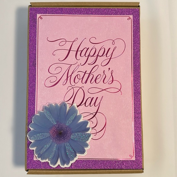 Life-Changing Magic: A Journal - Spark Joy Every Day - Picture 10 of 10